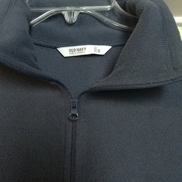 Fleece Pullover. Size small. Old Navy mock turtleneck gray and green. - Picture 7 of 7